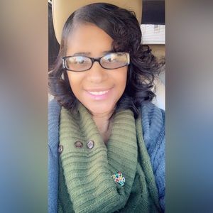 Meet your Posher, Laverne